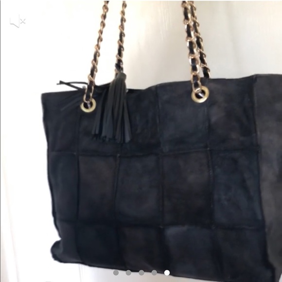 Chanel tote - Picture 7 of 17